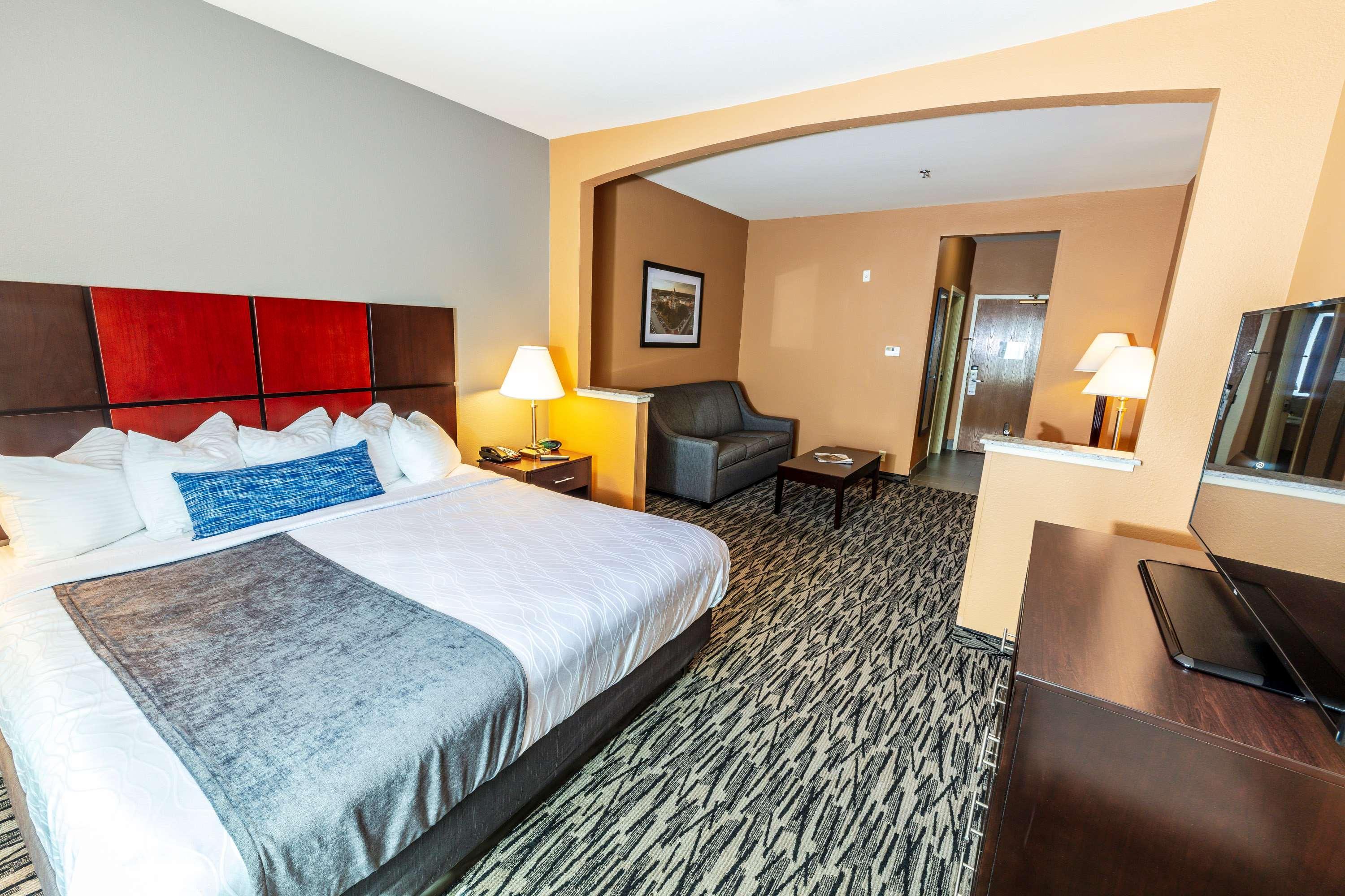 Best Western Plus Denton Inn & Suites Dış mekan fotoğraf