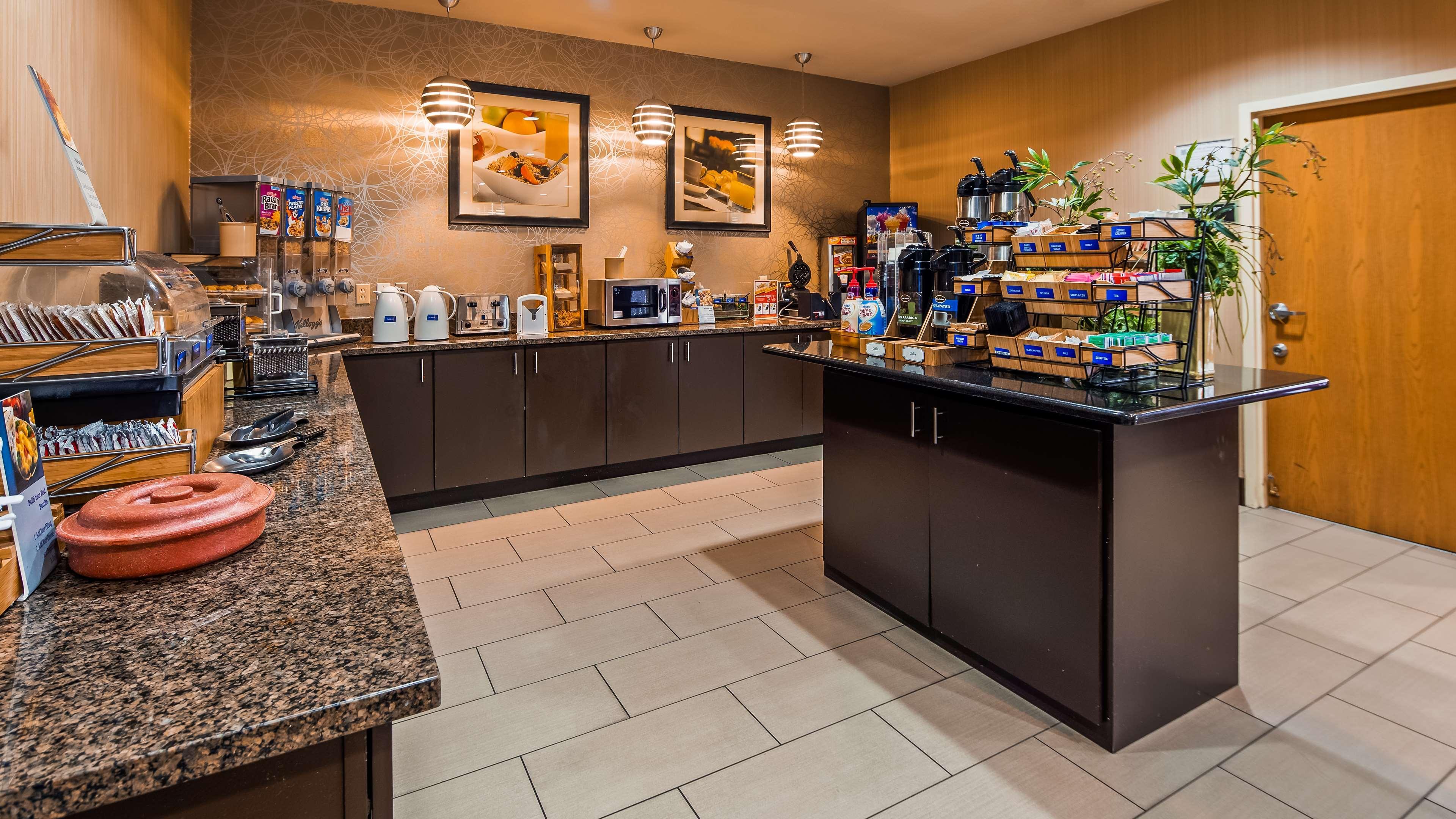 Best Western Plus Denton Inn & Suites Dış mekan fotoğraf