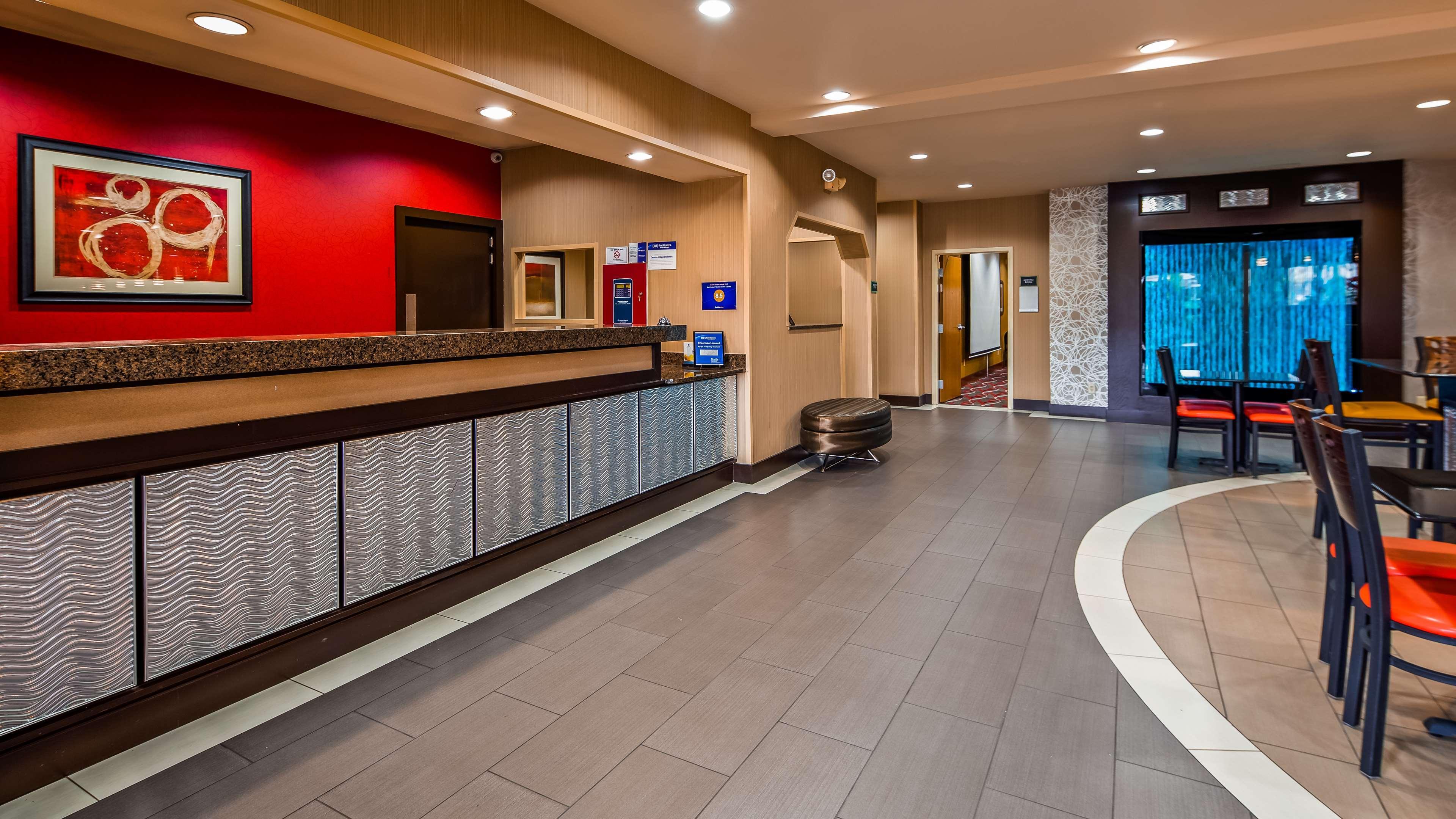 Best Western Plus Denton Inn & Suites Dış mekan fotoğraf