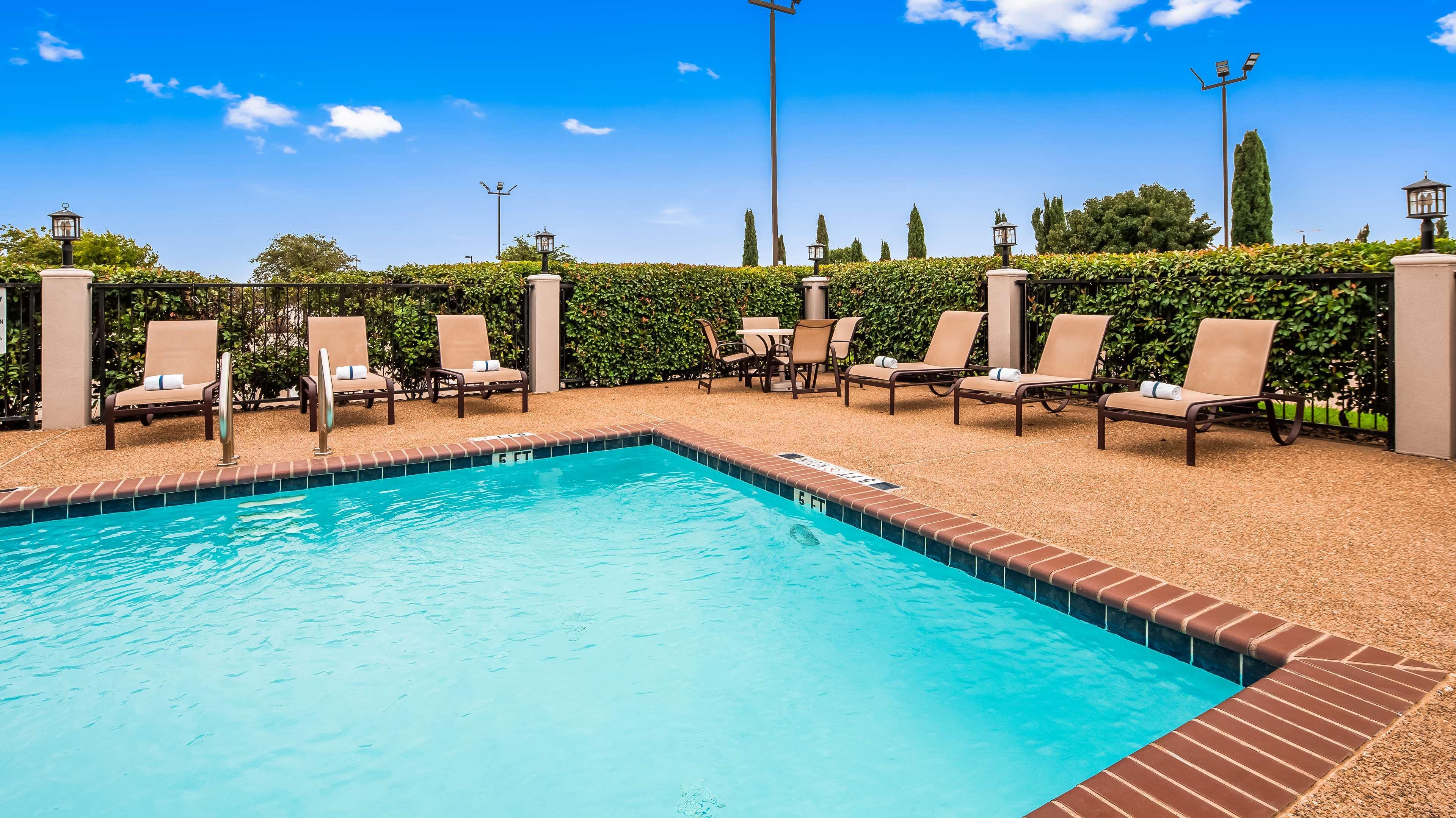 Best Western Plus Denton Inn & Suites Dış mekan fotoğraf