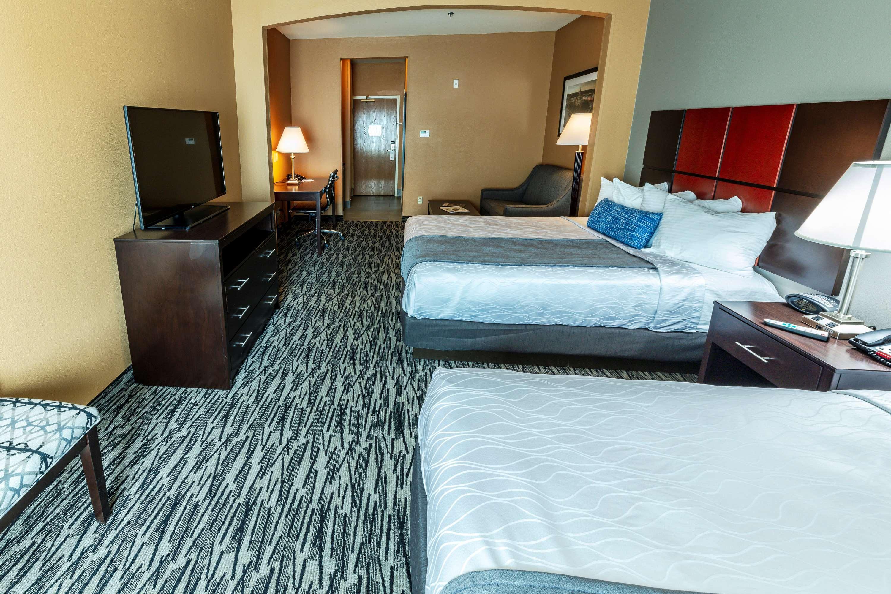 Best Western Plus Denton Inn & Suites Dış mekan fotoğraf