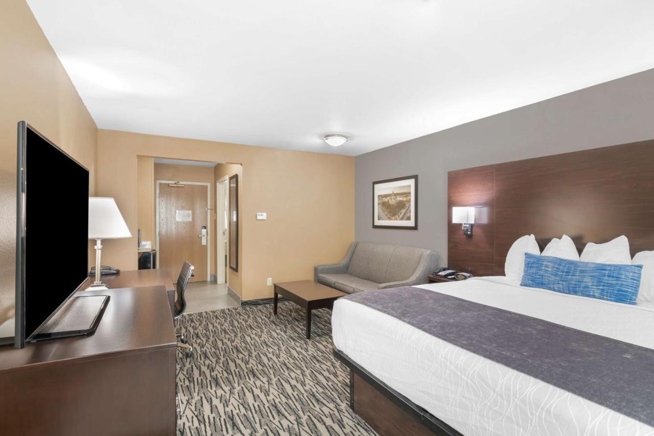Best Western Plus Denton Inn & Suites Dış mekan fotoğraf